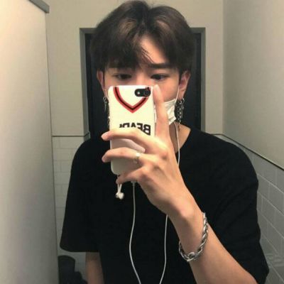 2018最新超拽帅气12岁男生的qq头像卡通图片
