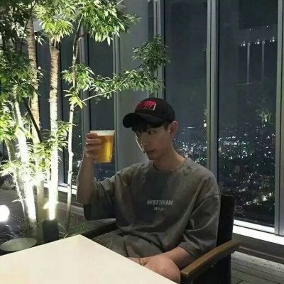 2018最新超酷帅气的2021最骚气男生头像图片