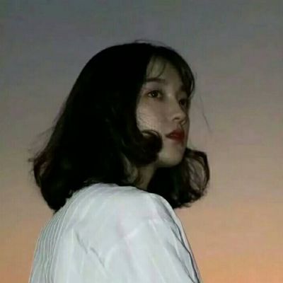 微信头像女生带字卡通图片
