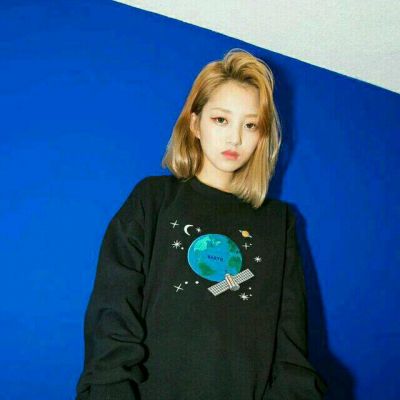 微信头像女生带字卡通图片