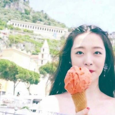 qq女生头像部位下身图片