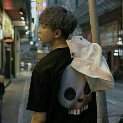 男生动漫头像带v的图片