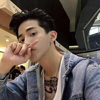 男生动漫头像带v的图片