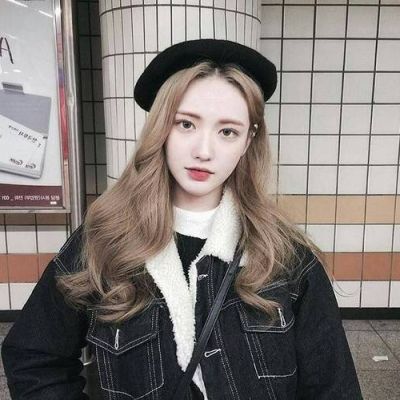 qq头像女生背影霸气图片