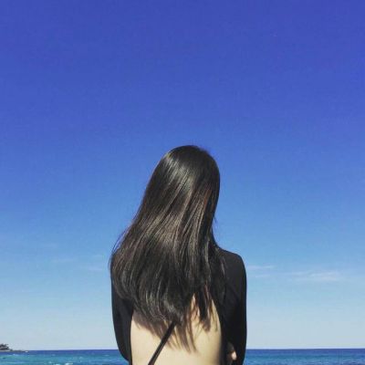 qq头像女生背影霸气图片