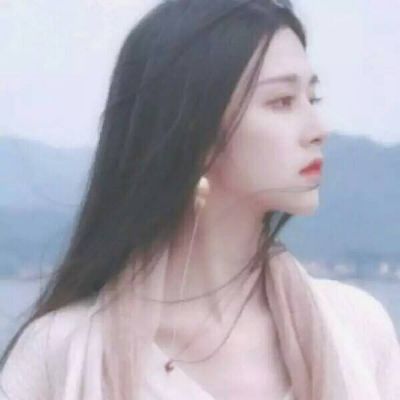 女生的qq头像背影霸气图片