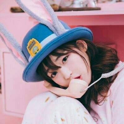 手绘唯美女生头像可爱图片