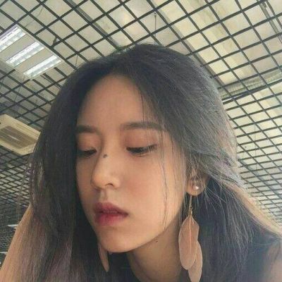 动漫女生头像唯美梦幻图片