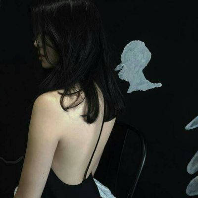 动漫女生头像唯美梦幻图片
