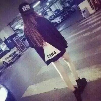 女生头像森系手绘简约图片