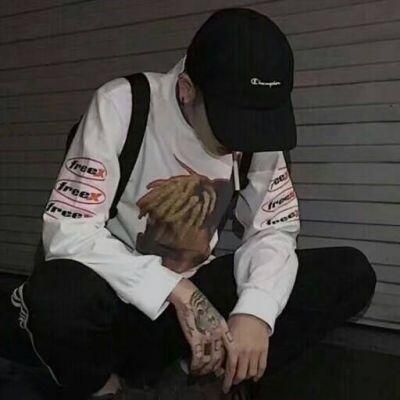 面具孤独头像男生图片