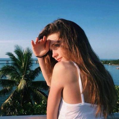 qq闺蜜黑白头像女生图片