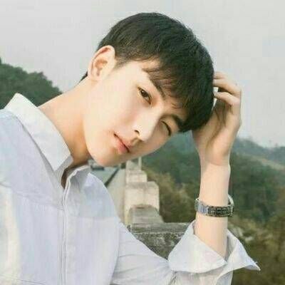 qq头像qq头像男生嘴里叼烟图片