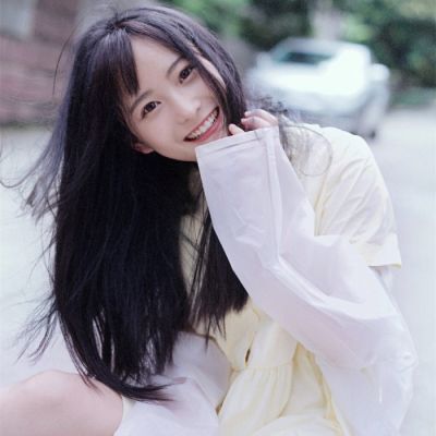 穿白色衣服的女生头像图片