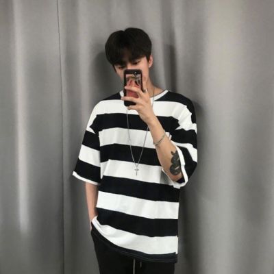 qq头像男生看书的头像