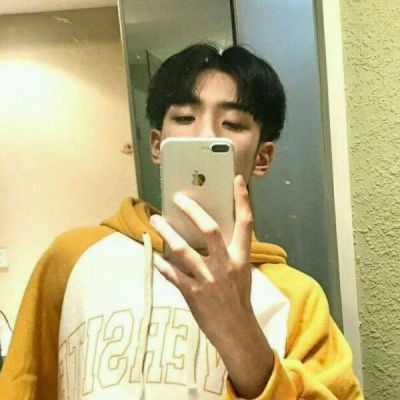 qq头像男生看书的头像图片