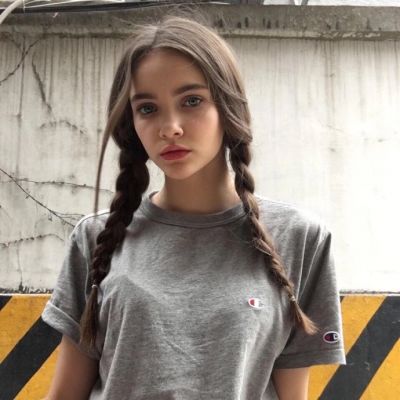 黑白女生头像带字qq图片