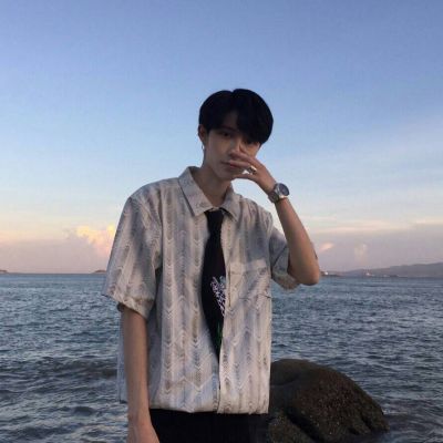 好看的qq头像痛到心碎的头像 男生 动漫图片