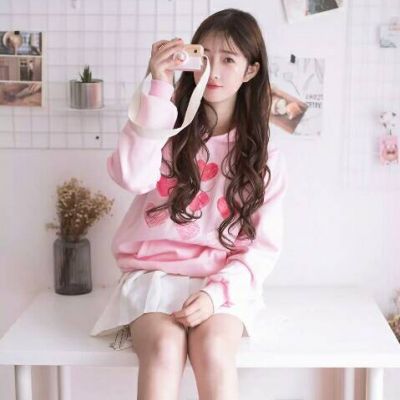 女生头像白色衬衣高清图片