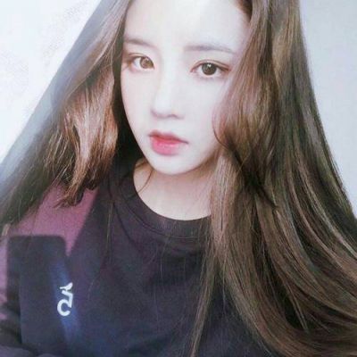 女生头像白色衬衣高清图片