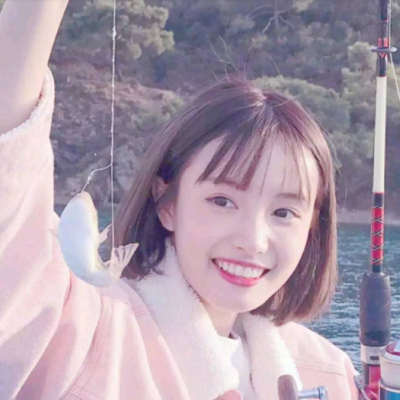 动漫唯美背影女生头像