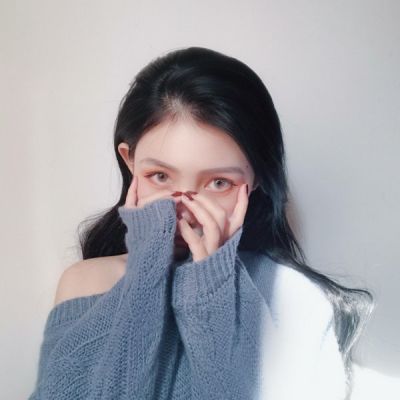 动漫唯美背影女生头像图片
