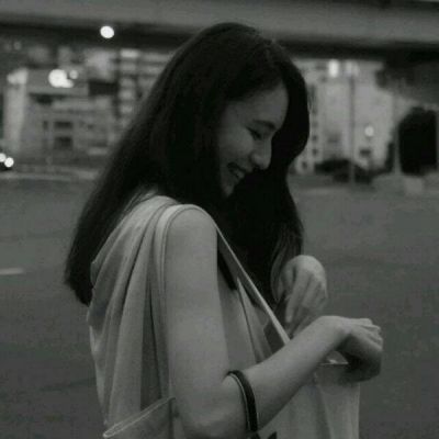 qq头像女生唯美侧颜图片