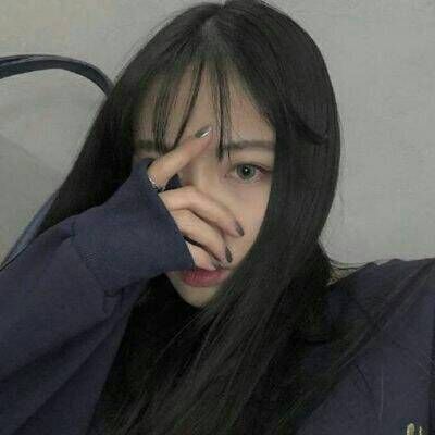 qq女生头像潮流黑白图片