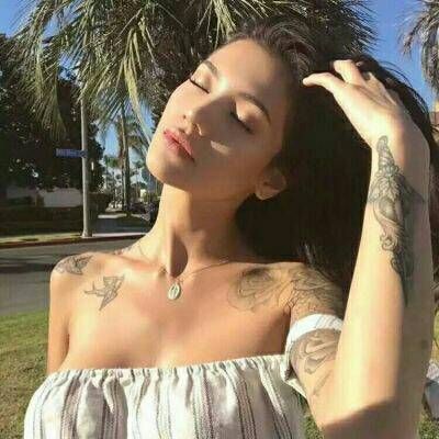 qq女生头像潮流黑白图片