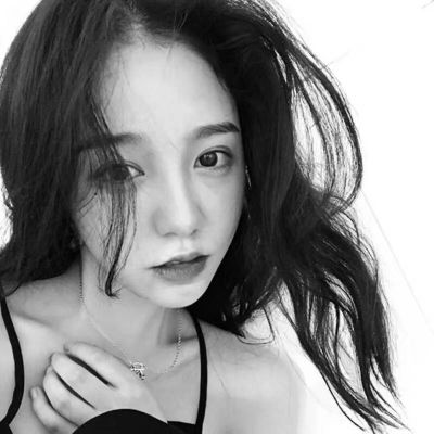 韩版短发女生头像高冷图片