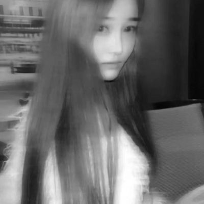韩版短发女生头像高冷图片