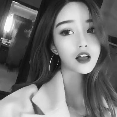 韩版短发女生头像高冷图片