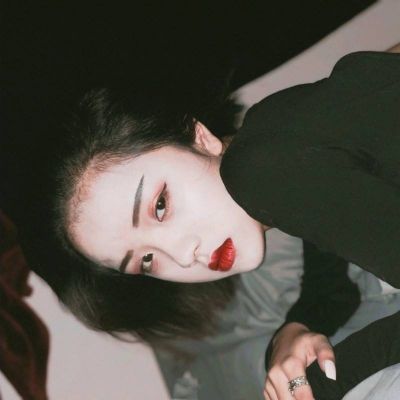 动画头像女生可爱唯美图片