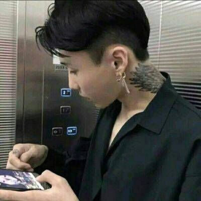 qq头像qq帅气动漫男生情侣头像图片