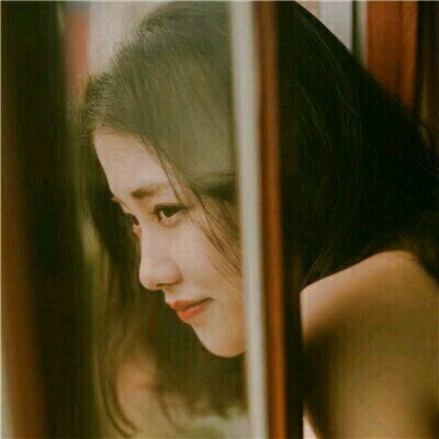 qq头像背影女生清新图片
