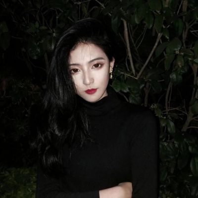 qq头像背影女生清新图片
