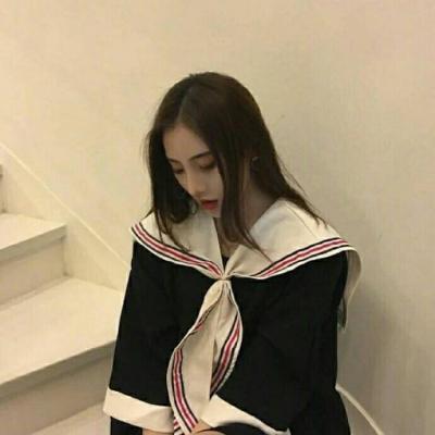qq头像女生孤单背影图片