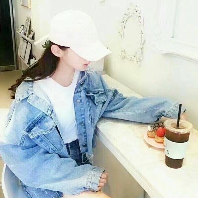 阳光活泼女生头像高清图片