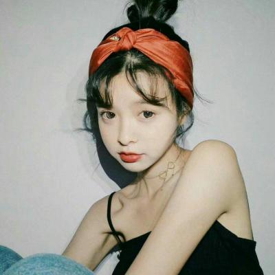扣扣头像女生短发可爱
