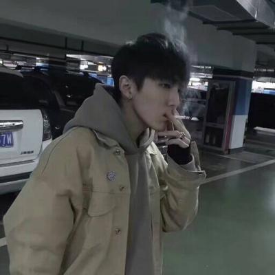 2018最新高清男生头像黑白高冷背影头像大全图片