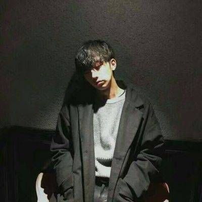 超级帅带点颓废的网上超帅的男生头像图片
