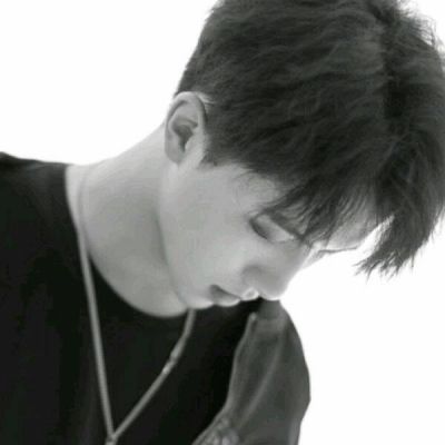 2018微信头像男生侧脸头像2018超清图片