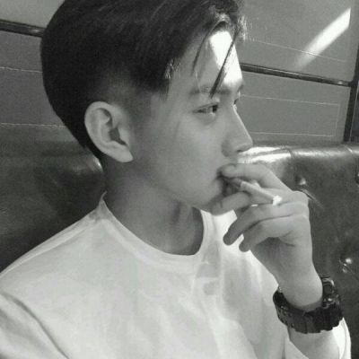 2018微信头像男生侧脸头像2018超清图片