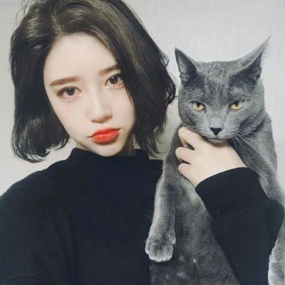 躺着的女生头像个性网图片