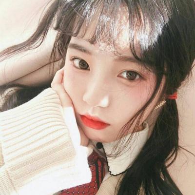 qq头像 黑白 女生图片