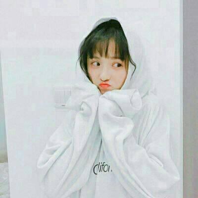 qq头像 黑白 女生图片