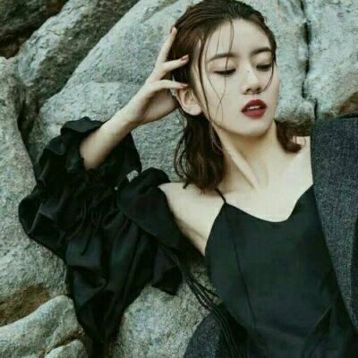 qq头像女生侧影阳光图片