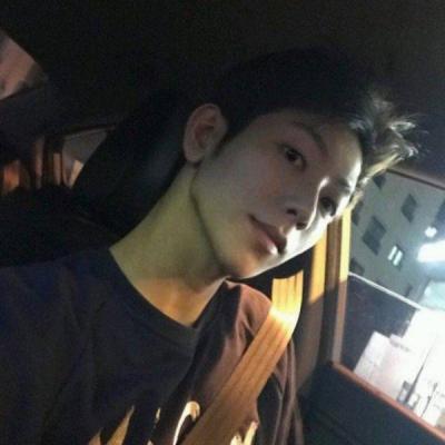 个性落寞的微博头像伤感正太头像 男生图片