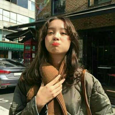 女生QQ头像背影可爱图片