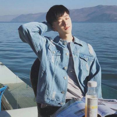 最新高清qq头像男生亲吻头像图片